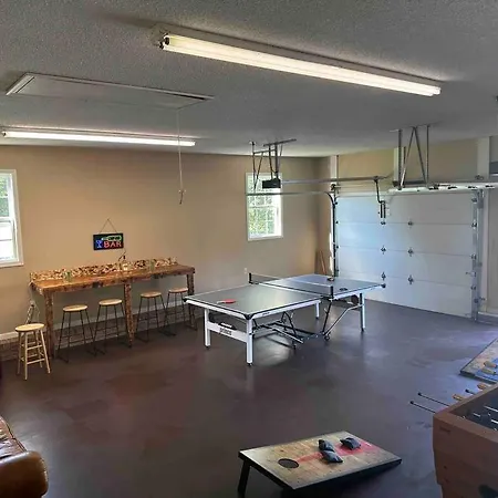 Bears Valley Inn - Great Location! - Peaceful, Children And Dog Friendly Retreat - Less Than 15 Min To All Attractions - Private Pool Club & Fishing Hole - Game Room With Tv Sevierville Exterior foto