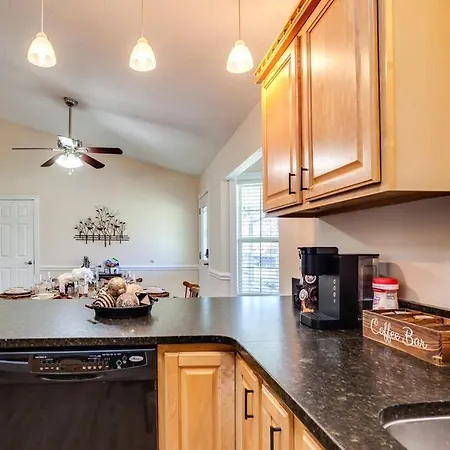 Bears Valley Inn - Great Location! - Peaceful, Children And Dog Friendly Retreat - Less Than 15 Min To All Attractions - Private Pool Club & Fishing Hole - Game Room With Tv Sevierville Exterior foto